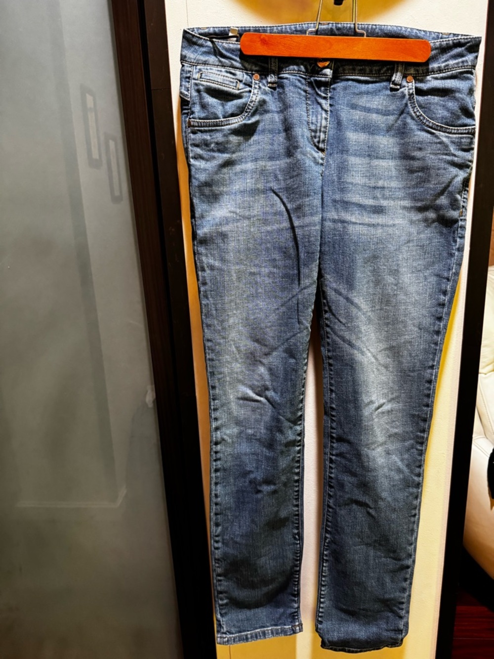 Brunello Cucinelli Women's Straight leg Jeans in Medium Blue